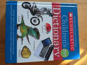 lot 202 image: Scholastic Childrens Dictionary