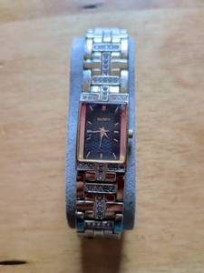 lot 212 image: Elgin Rectangular Wristwatch Two-Tone Metal Bracelet