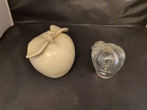lot 221 image: 2 Decorative Apple Figurines Clear Glass and Cream Ceramic clear glass apple stem broke