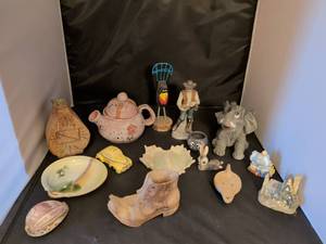 lot 223 image: Collectibles Lot Wooden Shoe, Teapot, Figurines, Plates, Dishes