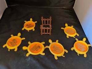 lot 224 image: Big Splash Water Park Turtle-Shaped Coaster Set with Holder 6 Coasters