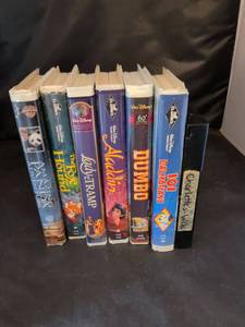 lot 253 image: Walt Disney VHS Tape Lot 12 Movies Pans Labyrinth Aladdin 101 Dalmatians Dumbo