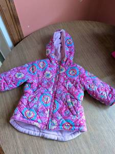 lot 298 image: Childrens Hooded Zip Puffer Jacket Size 18M Floral Print  Way jacket.
