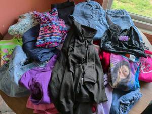 lot 301 image: Kids Clothing Lot 20 Pieces Jeans Tops Pajamas Assorted Sizes