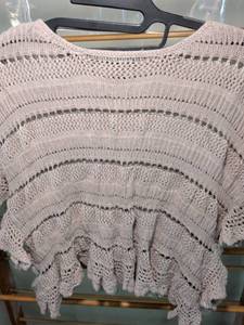 lot 35 image: International Concepts Petite Knit Pullover Sweater Size s