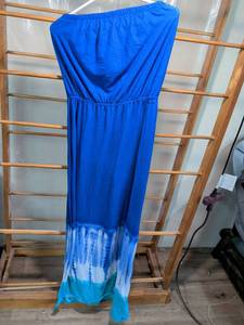 lot 55 image: Faded Glory Tie-Dye Maxi Dress M (8-10) Blue