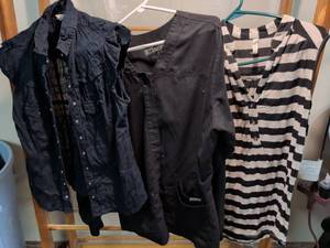 lot 76 image: Womens Clothing Bundle 3 Items Navy Black Striped Tops Shirt Size L