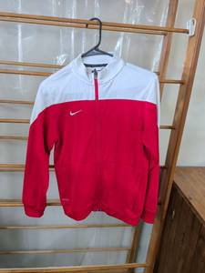 lot 137 image: Nike Dri-Fit Full-Zip Track Jacket Red White Colorblock M