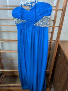 lot 151 image: City Triangles Blue Sequin Beaded Strapless Dress Size 11