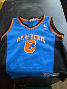 lot 153 image: Nike New York Knicks NBA Basketball Jersey Number 8 4T