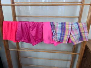 lot 172 image: Kids shorts size 10-12