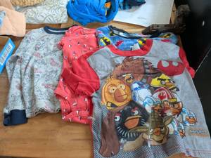 lot 178 image: Carters Kids Pajamas Lot 3 Pieces Size 9 Months