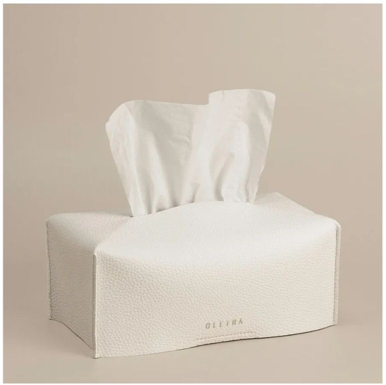 lot 18535 image: Rectangle Tissue Box Cover, White, Standard SizeFaux leather tissue box holder fits Kleenex 110-160 ct flat boxes, Needs to be Cleaned. - Retail $14