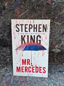 lot 107 image: Stephen King Mr. Mercedes A Novel