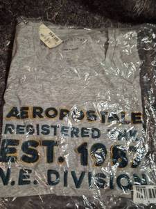 lot 9 image: Aeropostale Registered FST 193 Mens Divided T-Shirt XL Style 5420