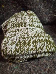 lot 21 image: Knitted Textile Item Green and White Two-Color Chunky Knit - Stocking Hat and Scarf