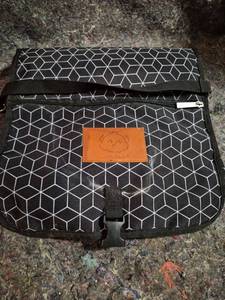 lot 48 image: KeaBabies Baby Diaper Bag Backpack MD0820
