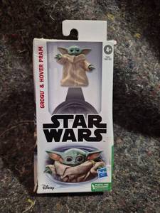 lot 53 image: Hasbro Star Wars Grogu & Hover Pram F5623 Action Figure 4