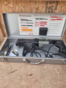 lot 302 image: Porter-Cable All-Purpose Saw Blades Kit with Reciprocating Saw