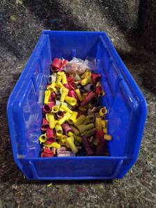 lot 319 image: Assorted Electrical Wire Connectors and Terminals Large Lot