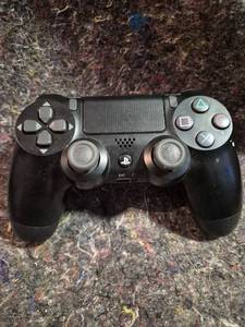 lot 404 image: Sony CUH-ZCT2U Wireless Controller Black