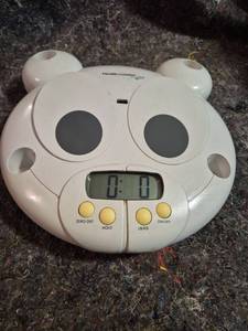 lot 405 image: Health O Meter For Kids Digital Bath Scale