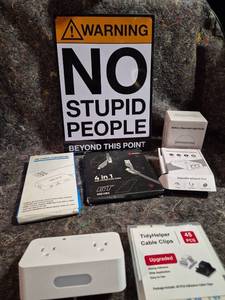 lot 428 image: Electronics Lot HD Video Converter, SHEZI 4-in-1 Cable, Network Adapter, Light Bulb, Cable Clips