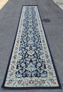 lot 539 image: Floral Runner Rug Navy Blue Cream Border 90 cm x 500 (16ft) Approximately