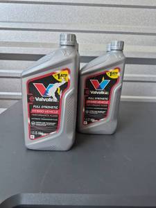 lot 540 image: Valvoline Full Synthetic Hybrid Vehicle ATF Automatic Transmission Fluid 1 qt 946ml Lot of 5