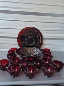 lot 545 image: Red Glass Punch Bowl Set with 16 Cups and Ladle