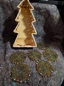 lot 571 image: Beaded Coasters Set of 6 with Tree-Shaped Wood Holder