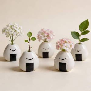 lot 8408 image: 5 PCS Mini Vase,Handmade Ceramic Japanese Onigiri Rice Ball Miniature Vase