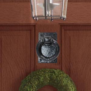 lot 8469 image: The Metal Magician Black Antique Cast Iron Door Knocker �� Black 1