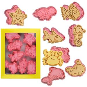 lot 12187 image: 8 Piece Ocean Cookie Cutters With Plunger Stamps Set