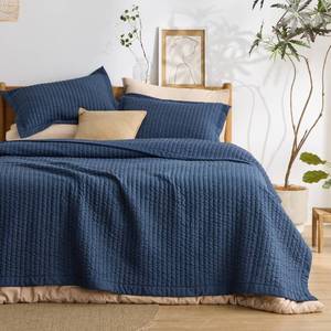 lot 18173 image: Bedsure Twin Quilt Lightweight Striped Comforter Set Navy