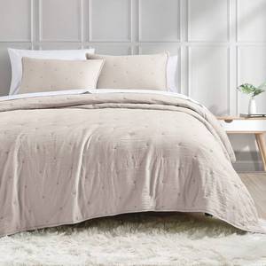 lot 19122 image: BOURINA Embroidery Quilt Set Beige FullQueen 3-Piece Bedding Set Bedspread