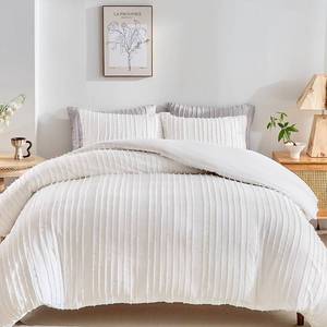 lot 20047 image: WARMDERN White Boho Duvet Cover King, Striped Textured Tufted Bedding Set
