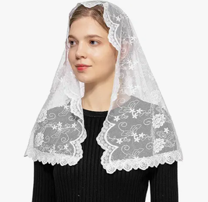 lot 18084 image: White Lace CowlVeil