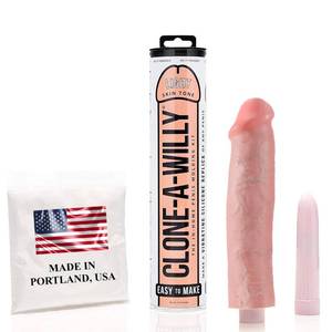 lot 8182 image: Clone A Willy Kit (Vibrator) The Original Clone-A-Willy Discreet Packaging