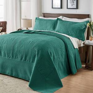 lot 17064 image: Qucover Oversized King Bedspread Set 132x120 Teal
