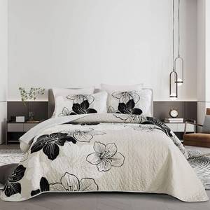 lot 1004 image: DJY King Quilt Set Black White Floral 3-Piece
