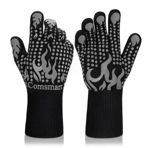 lot 18082 image: Comsmart BBQ Gloves 1472°F Heat Resistant Silicone