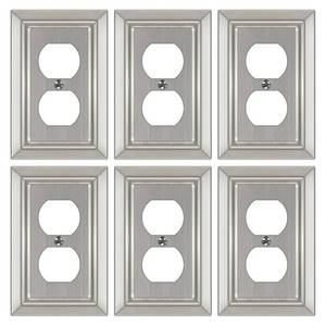lot 20065 image: Dyekou Metal Wall Plate for Electrical Outlets, 6 Pack