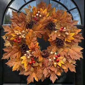lot 17193 image: Presentastic 26 Inch Fall Wreath with Maple Leaves