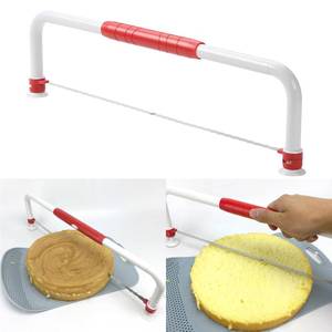 lot 13128 image: WiuCYS XL Adjustable Cake Layer Cutter Leveler Slicer