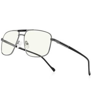 lot 20134 image: RB.Pilot Reading Glasses 5.00 Blue Light Blocking