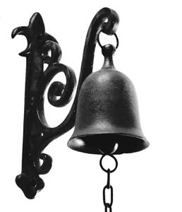 lot 13242 image: DECONOOR Cast Iron Dinner Bell, 11 H