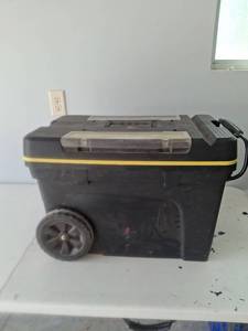 lot 1057 image: Stanley Mobile Tool Box with Wheels and Handle