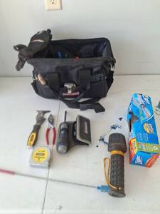 lot 1063 image: Craftsman Tool Bag with Hand Tools