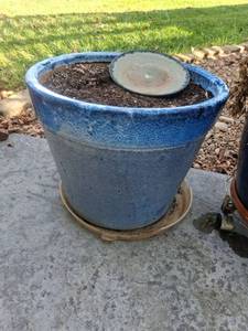 lot 1092 image: Blue Glazed Planter